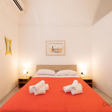 Villari Guest House By Domusextra Napoli Dış mekan fotoğraf